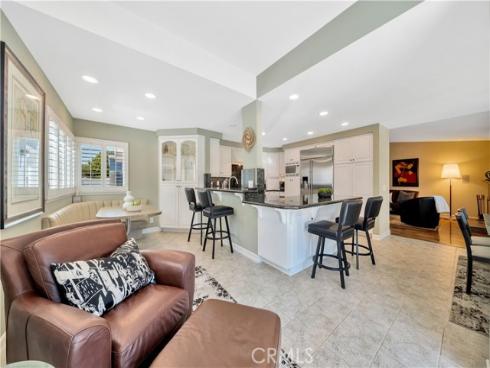 5572  Kern   Drive, Huntington Beach, CA