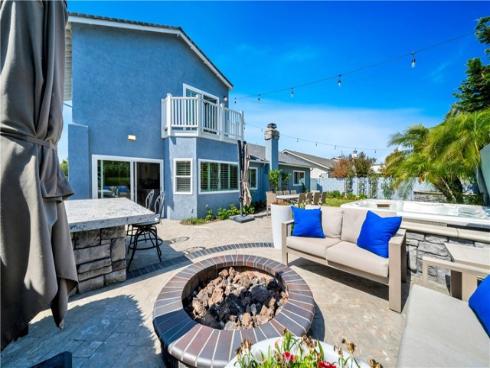 5572  Kern   Drive, Huntington Beach, CA