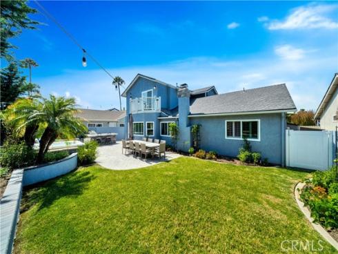 5572  Kern   Drive, Huntington Beach, CA