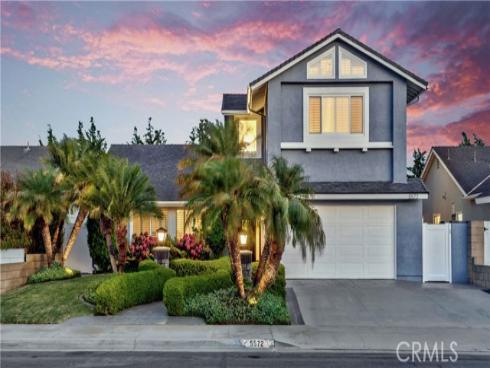 5572  Kern   Drive, Huntington Beach, CA