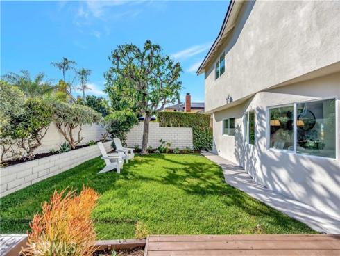 5762  Woodboro   Drive, Huntington Beach, CA