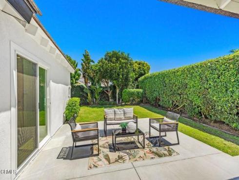 21052  Shackleford   Circle, Huntington Beach, CA