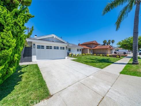 8151  Snowbird   Drive, Huntington Beach, CA