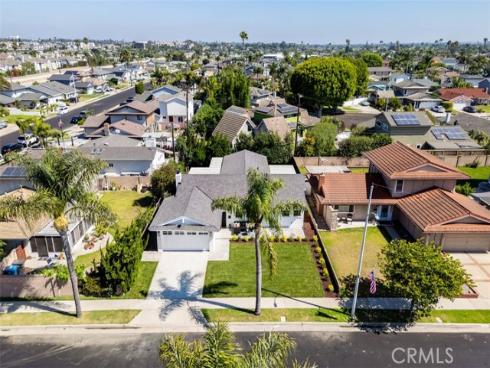 8151  Snowbird   Drive, Huntington Beach, CA