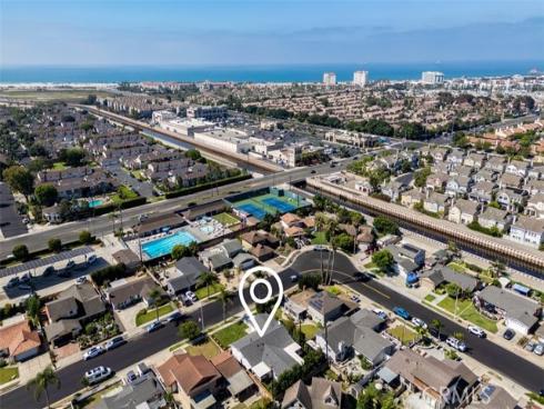 8151  Snowbird   Drive, Huntington Beach, CA