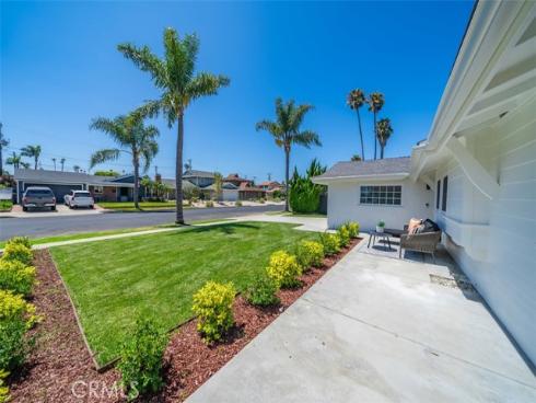 8151  Snowbird   Drive, Huntington Beach, CA