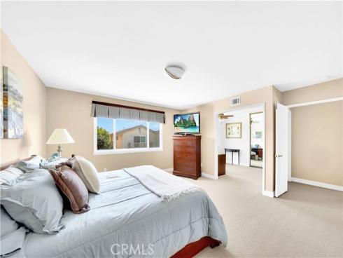 6892  Los Amigos   Circle, Huntington Beach, CA