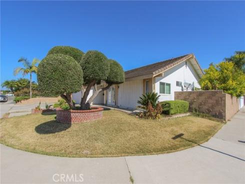 5621  Ridgebury   Drive, Huntington Beach, CA