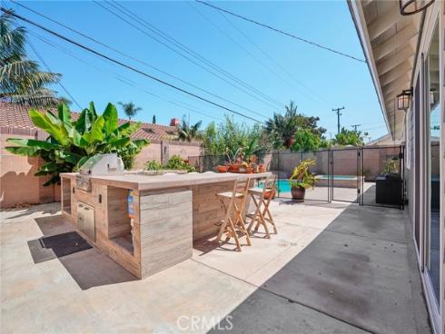 9371  Nautilus   Drive, Huntington Beach, CA