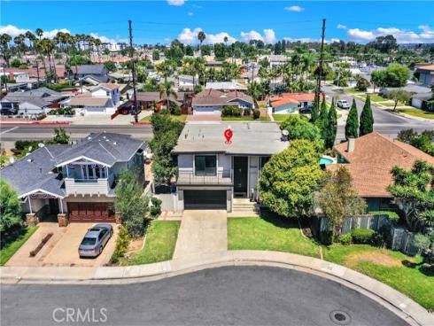 8167  Prestwick   Circle, Huntington Beach, CA