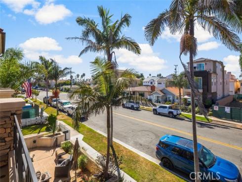 316  13th   Street, Huntington Beach, CA