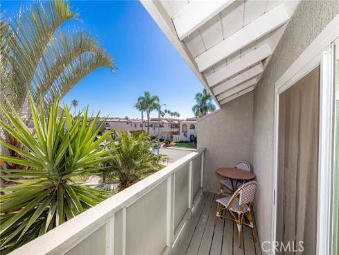 8146  Lindenwood  47  Drive, Huntington Beach, CA