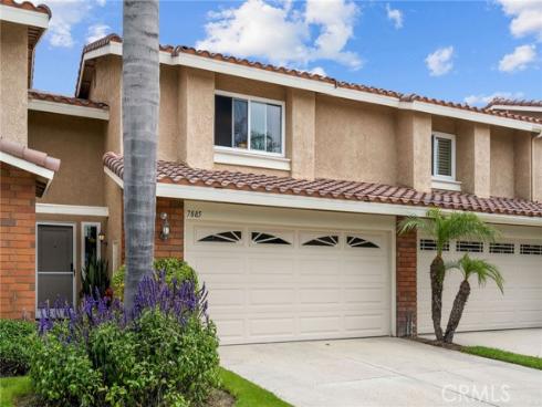 7885  Seawall   Circle, Huntington Beach, CA