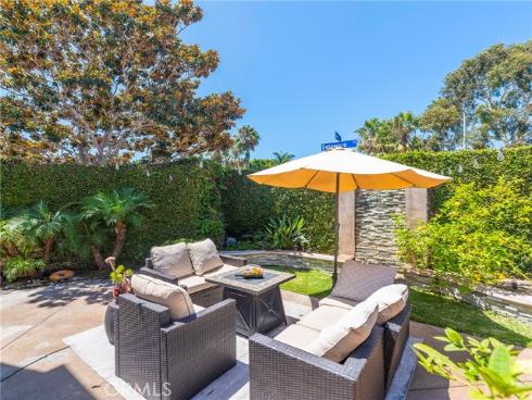 20905  Coastview   Lane, Huntington Beach, CA