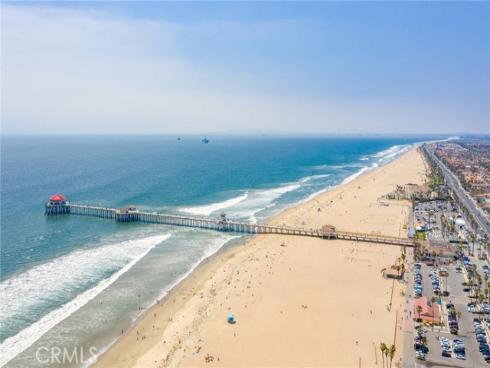 20905  Coastview   Lane, Huntington Beach, CA