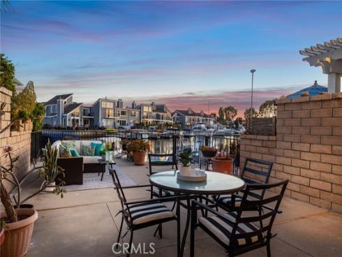 16055  Dominica   Circle, Huntington Beach, CA