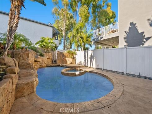 7641  Clay   Avenue, Huntington Beach, CA