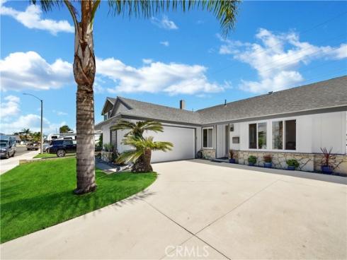 20732  Spindrift   Lane, Huntington Beach, CA