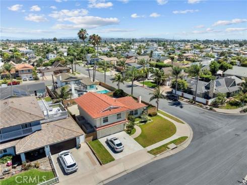 21652  Impala   Lane, Huntington Beach, CA