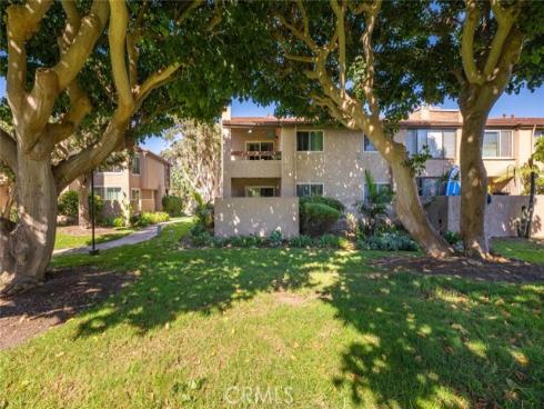 17005  Bluewater  86 , Huntington Beach, CA