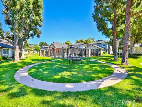 16631  Viewpoint  9A  Lane, Huntington Beach, CA