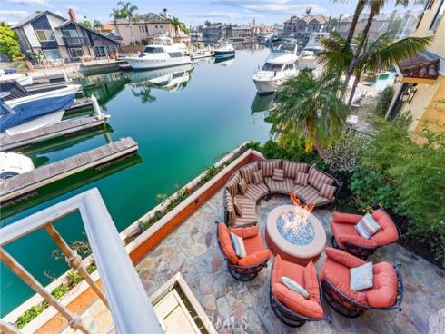 3781  Ragtime   Circle, Huntington Beach, CA