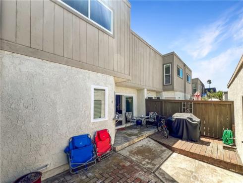 4446  Sea Harbour   Drive, Huntington Beach, CA