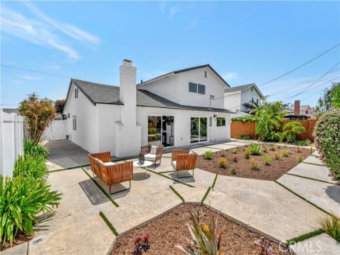 9351  Portsmouth   Drive, Huntington Beach, CA