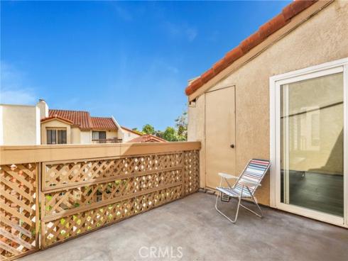 4861  Lago  304  Drive, Huntington Beach, CA