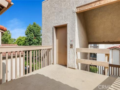 4861  Lago  304  Drive, Huntington Beach, CA