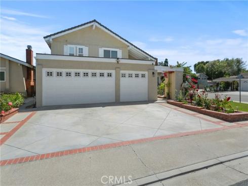 5902  Langport   Circle, Huntington Beach, CA