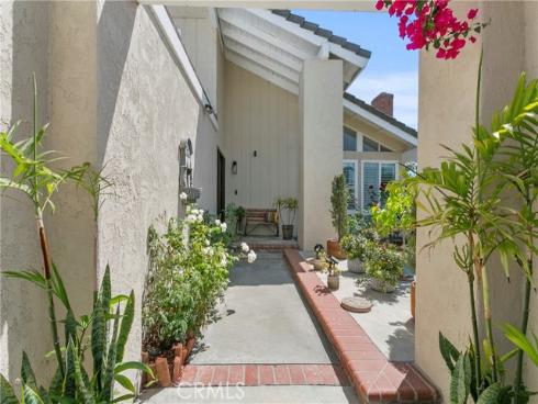 5902  Langport   Circle, Huntington Beach, CA