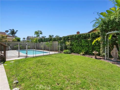 17351  Breda   Lane, Huntington Beach, CA