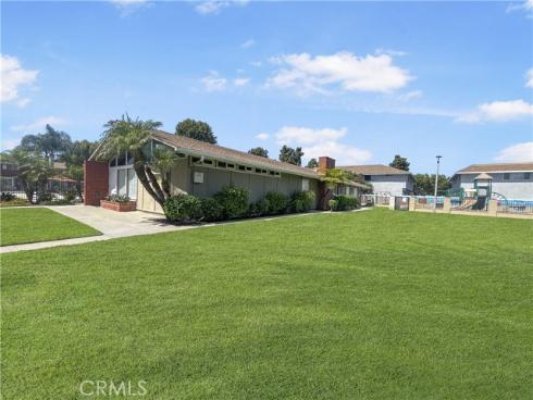 9591  Adams   Avenue, Huntington Beach, CA