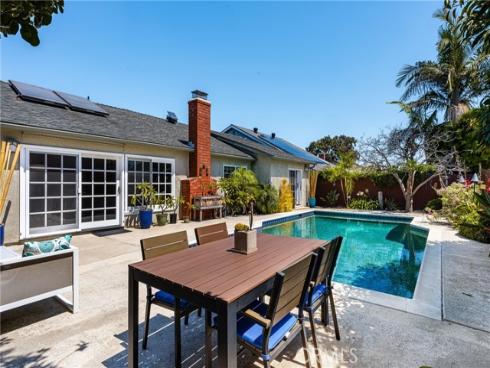 6892  Capstone   Drive, Huntington Beach, CA