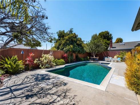 6892  Capstone   Drive, Huntington Beach, CA