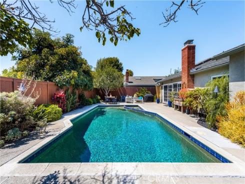 6892  Capstone   Drive, Huntington Beach, CA