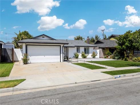 16351  Hollywood Lane  , Huntington Beach, CA