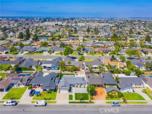 16351  Hollywood Lane  , Huntington Beach, CA