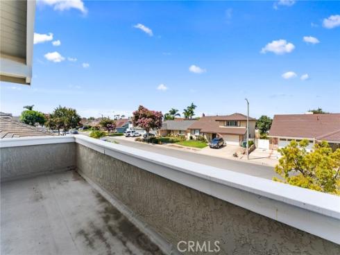 16292  Serenade   Lane, Huntington Beach, CA