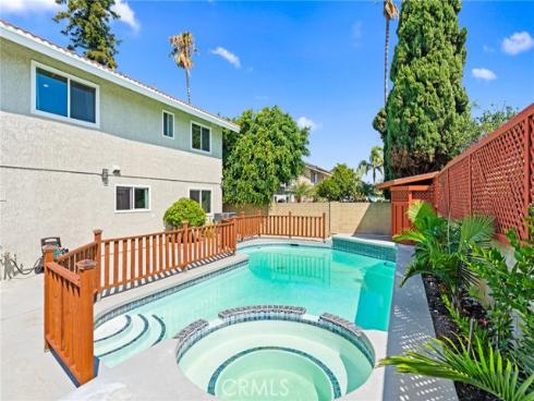 16292  Serenade   Lane, Huntington Beach, CA