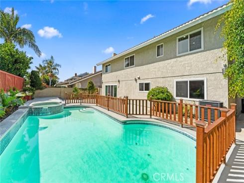 16292  Serenade   Lane, Huntington Beach, CA