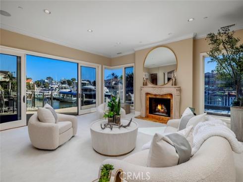 16131  Santa Barbara   Lane, Huntington Beach, CA