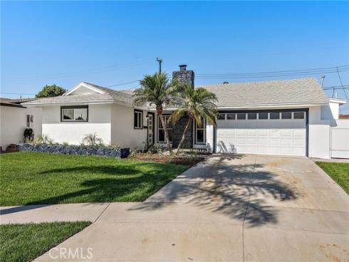 16511  Loire   Circle, Huntington Beach, CA