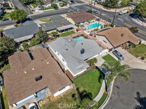 16511  Loire   Circle, Huntington Beach, CA