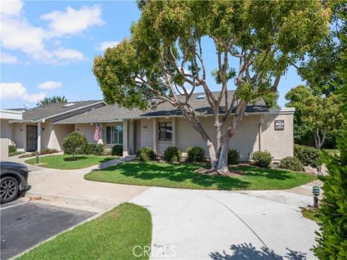 8605  Solano Circle  1004B , Huntington Beach, CA