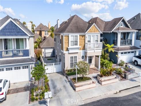 18708  Ashford   Lane, Huntington Beach, CA