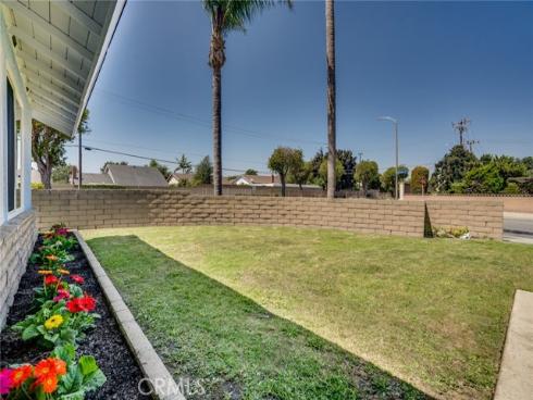 6502  Farinella   Drive, Huntington Beach, CA