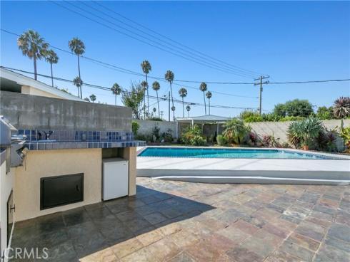 18301  Pammy   Lane, Huntington Beach, CA