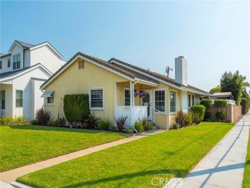 1702  Park   Street, Huntington Beach, CA